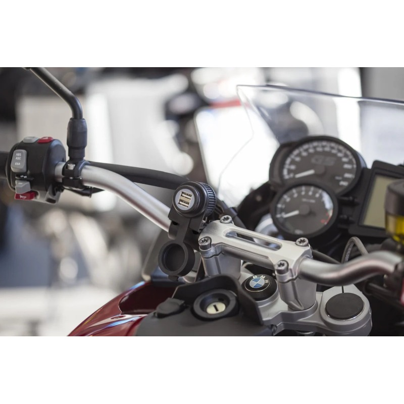 Presa per caricabatterie per moto 5V 2A Caricatore per presa di alimentazione USB impermeabile per tablet GPS per smartphone