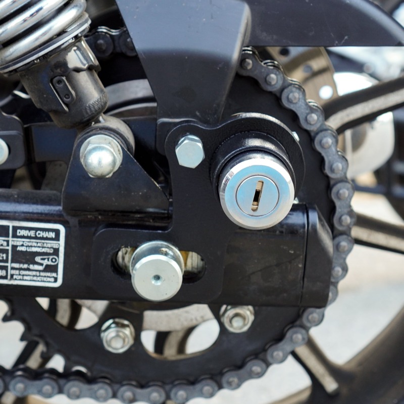 EasyBlock Antifurto blocca ruota per Royal Enfield Hunter e Meteor 350 EasyBlock Antifurto blocca ruota per Royal Enfield Hunter e Meteor 350