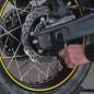 EasyBlock EBV05 Antifurto blocca ruota per BMW F 900 GS e Voge Valico 900 DSX EasyBlock EBV05 Antifurto blocca ruota per BMW F 900 GS e Voge Valico 900 DSX