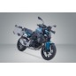 Sistema di valigie in alluminio TRAX ADV Sw Motech KFT.07.949.70200/S per BMW F 900 R / XR dal 2025 Sistema di valigie in alluminio TRAX ADV Sw Motech KFT.07.949.70200/S per BMW F 900 R / XR dal 2025