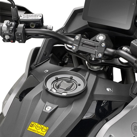 Givi BF97 flangia Tanklock per borse serbatoio Morbidelli T1002VX dal 2025