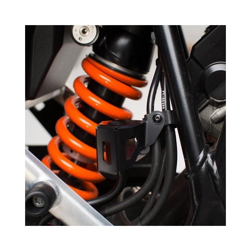 SCT.04.174.10200/B Protezione serbatoio olio freni posteriore SW-Motech per KTM 1090 Adventure / Adventure R dal 2016