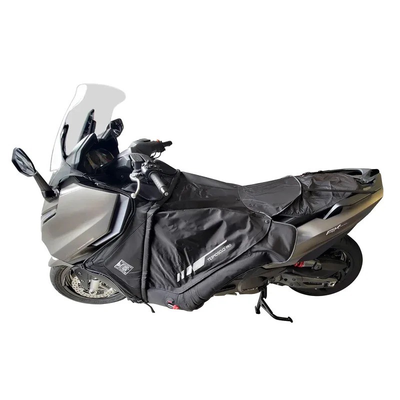 Termoscud PRO R245PRO Tucano Urbano Coprigambe per Kymco AK550 Premium dal 2023 Termoscud PRO R245PRO Tucano Urbano Coprigambe per Kymco AK550 Premium dal 2023