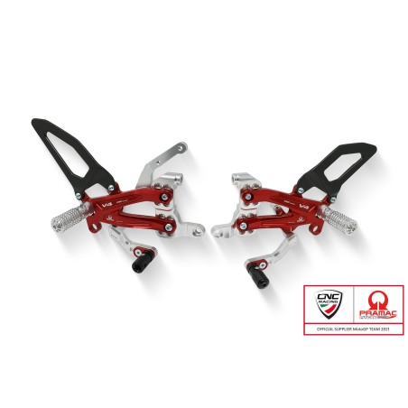 CNC Racing Pedane Regolabili Per Ducati Panigale V4 Dal 2018 – Alluminio Cnc E Carbonio