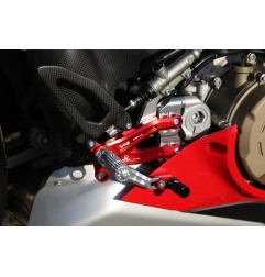 CNC Racing Pedane Regolabili Per Ducati Panigale V4 Dal 2018 – Alluminio Cnc E Carbonio