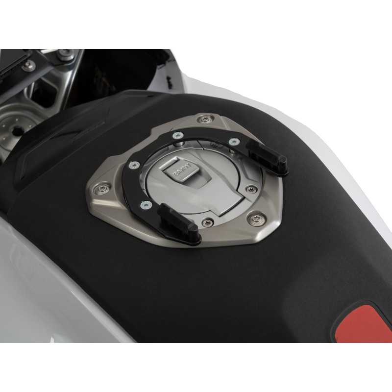 Hepco Becker 5166551 00 01 Tankring BASIC con fissaggio per BMW R 1300 RS dal 2025 Hepco Becker 5166551 00 01 Tankring BASIC con fissaggio per BMW R 1300 RS dal 2025