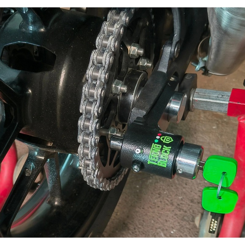 Teknoblock TKT08 Antifurto bloccaruota Triumph Scrambler 400 XC dal 2024 Teknoblock TKT08 Antifurto bloccaruota Triumph Scrambler 400 XC dal 2024