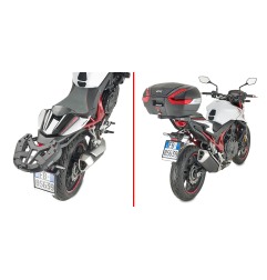 Givi SR1221 portapacchi attacco bauletto Honda CB 750 Hornet E-Clutch dal 2026
