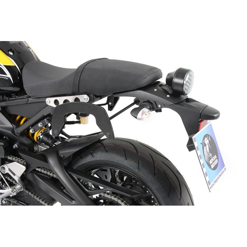 Hepco Becker 6314551 00 01 Portaborse laterali C-Bow Yamaha XSR 900 dal 2016 (posizione avanzata) Hepco Becker 6314551 00 01 Portaborse laterali C-Bow Yamaha XSR 900 dal 2016 (posizione avanzata)
