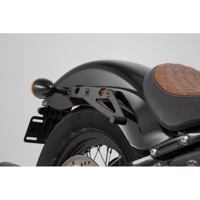 SW Motech HTA.18.682.10100 Portaborse SLH destro LH1 Harley Davidson Softail Street Bob/ Slim / Standard