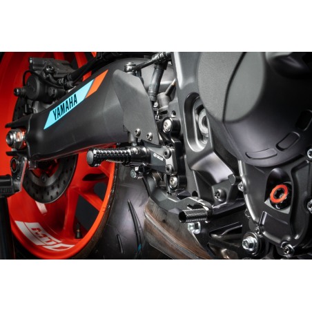 Gilles Tooling AS31GT3-Y15-B Pedane poggiapiedi regolabili Yamaha MT-09 / XSR 900