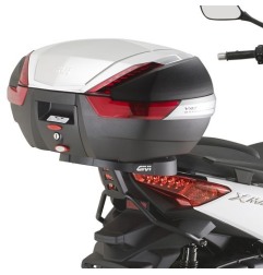 Givi SR2117 attacco posteriore bauletti X-MAX 125-250 dal 2014