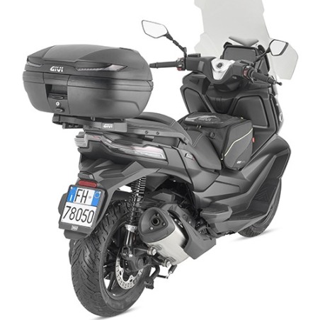 Bauletto V45NT Arena Givi 45 litri con catadiottri fumè