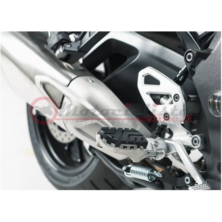 FRS.07.011.10701/S pedane maggiorate regolabili SW-Motech per BMW S 1000 XR per BMW S 1000 XR 2015 in poi 