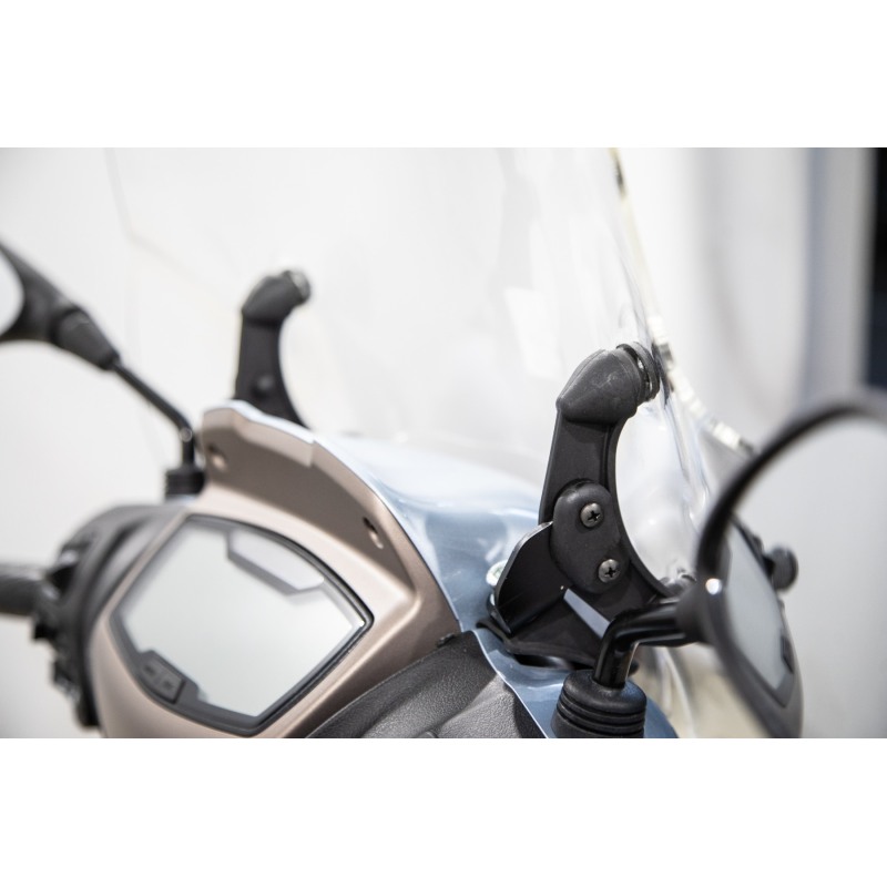 Isotta CLS4203 Parabrezza Classic per Piaggio Medley 125/150 dal 2020 al 2024 Isotta CLS4203 Parabrezza Classic per Piaggio Medley 125/150 dal 2020 al 2024