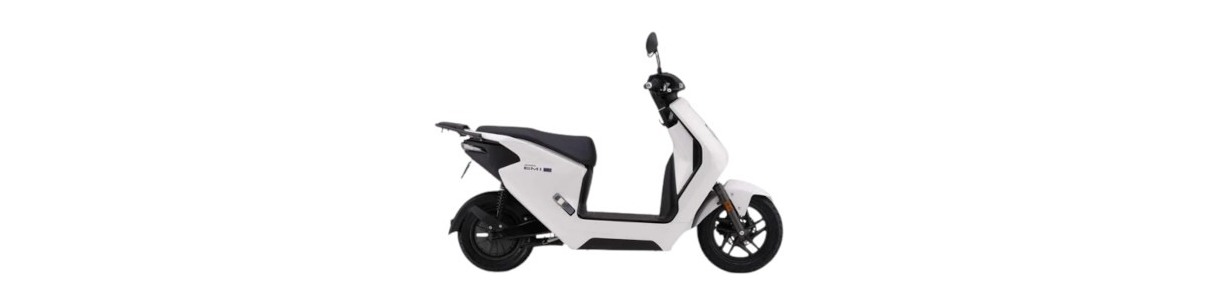 Accessori scooter elettrico Honda EM1 e. Termoscud, parabrezza alto