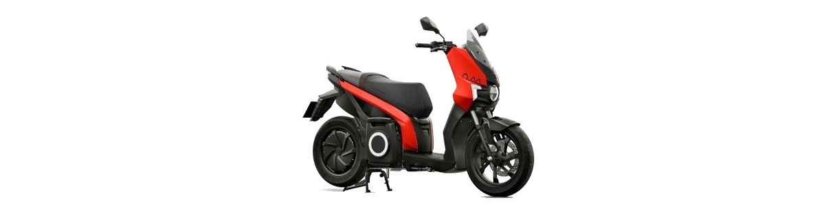 Accessori scooter elettrico Seat Mó. Coprigambe, parabrezza, bauletto